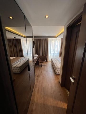 Hotel Palace San Valentino Umag Kültér fotó